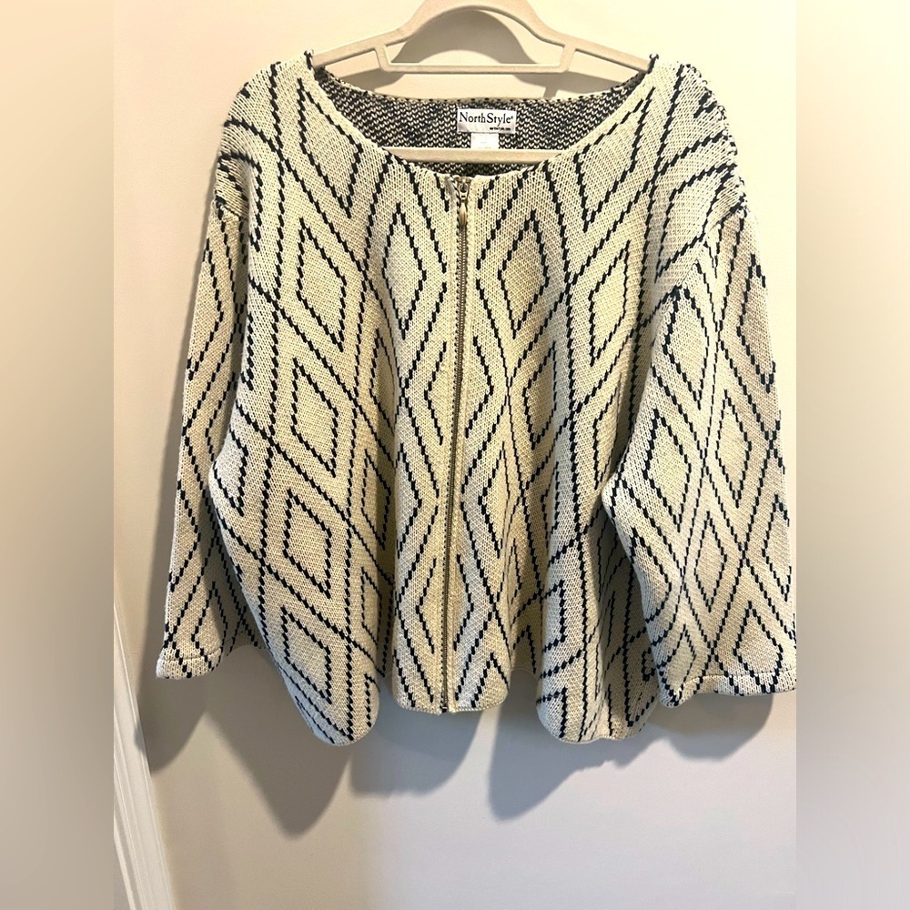 NORTH STYLE Navy and White Front Zip Cardigan with 3/4 Sleeves, 3X